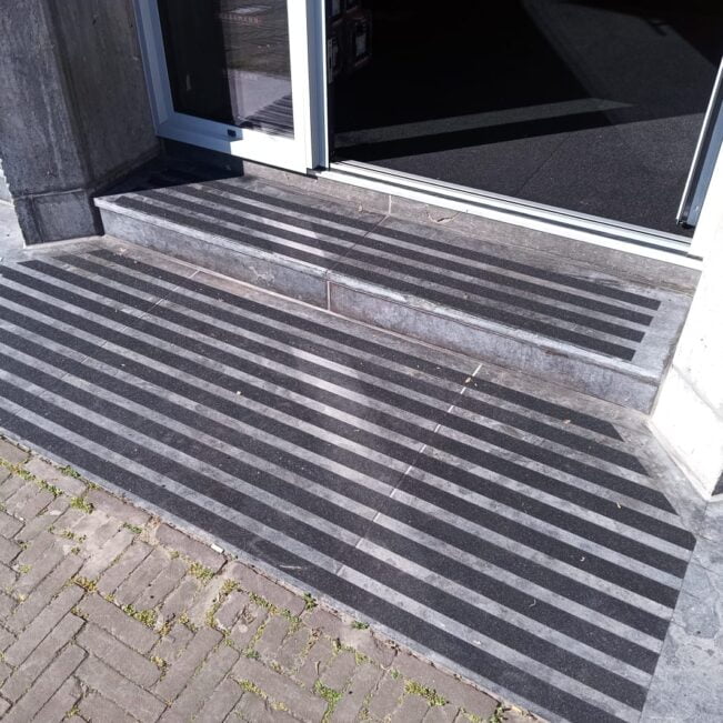 Antislip Tape standaard maat rol 50 mm x 18,3 m Transparant