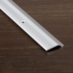 Profinish 8 x 32 mm aluminium zilver 270 cm geboord Profinish 8 x 32 mm aluminium zilver 270 cm geboord