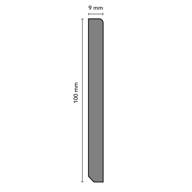 Gladde MDF-plint 9 x 100 mm afgelakt op RAL 9010